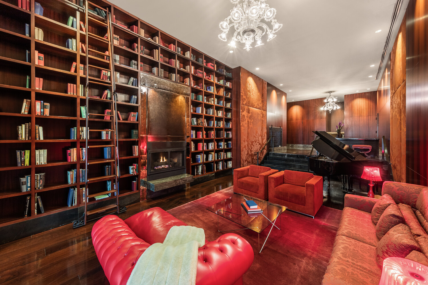 88 GREENWICH Street 608