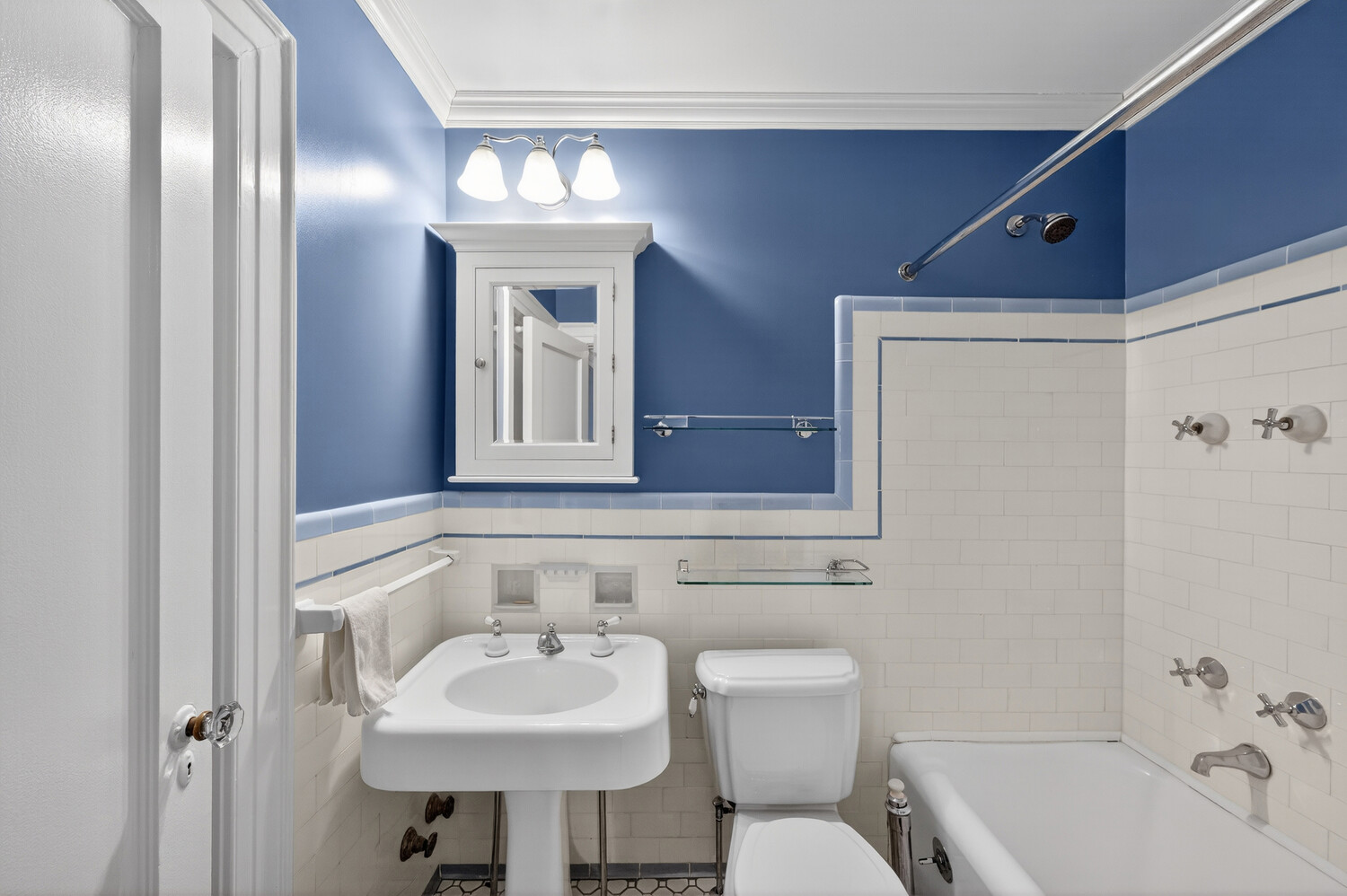 34-22 87TH Street