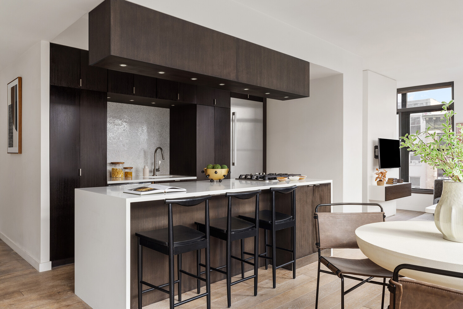 133 2ND Avenue 10