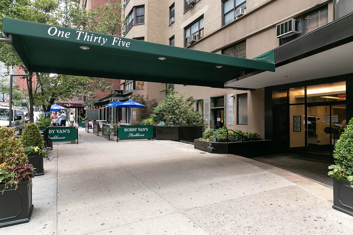 135 E 54TH Street 4E