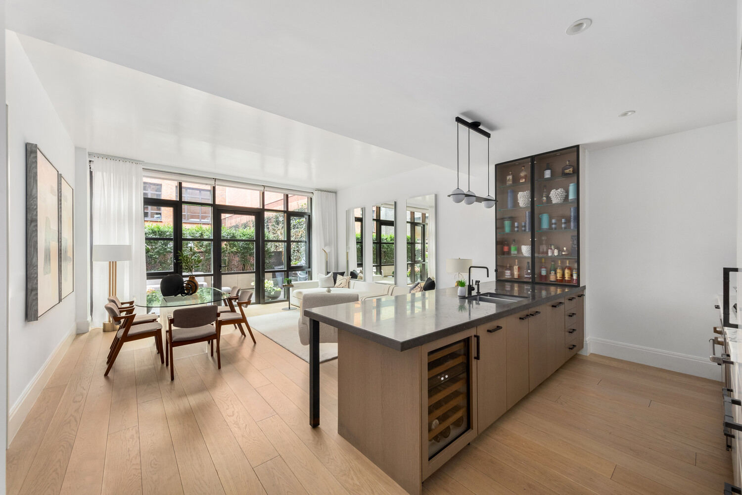 438 E 12TH Street 2D