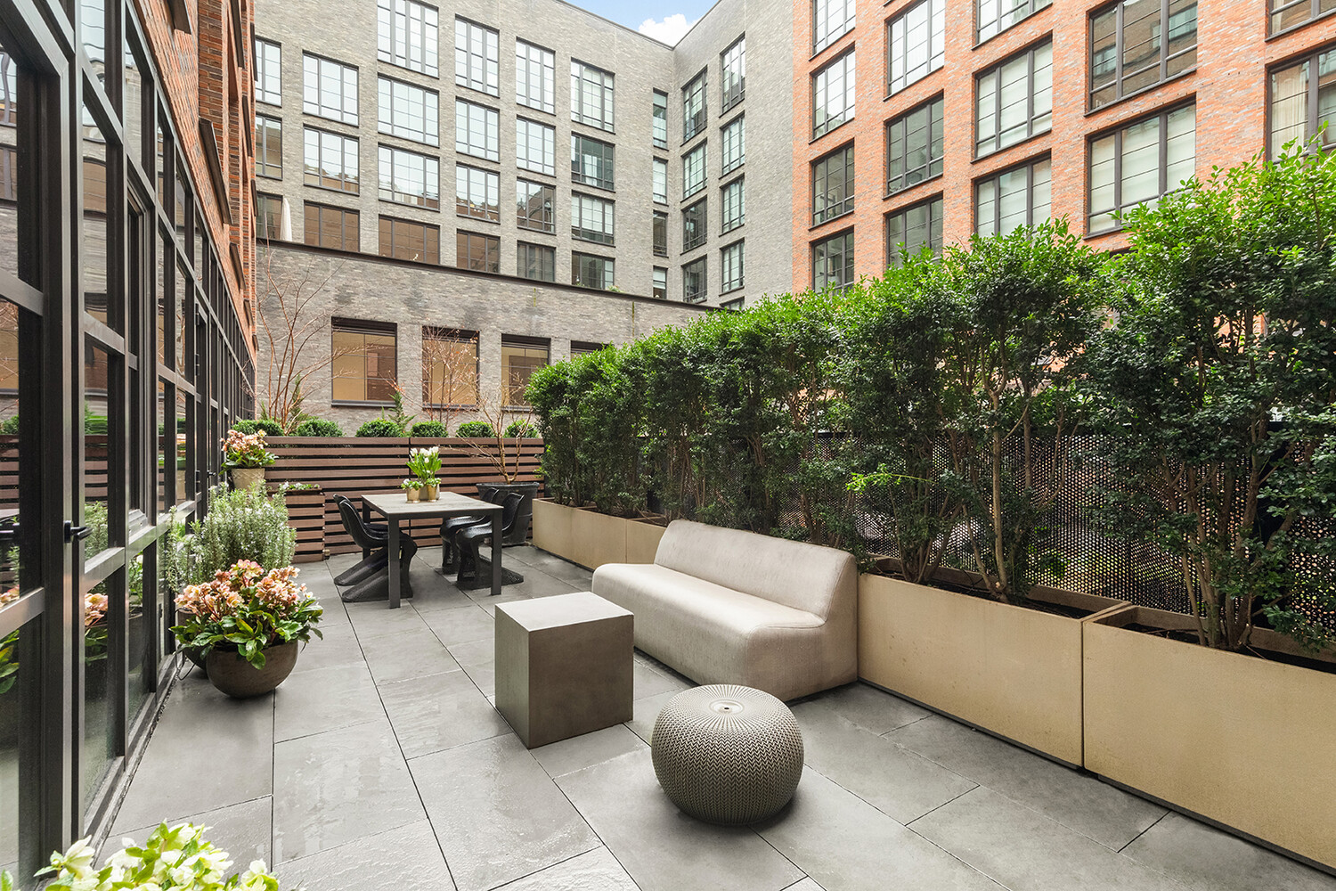 438 E 12TH Street 2D