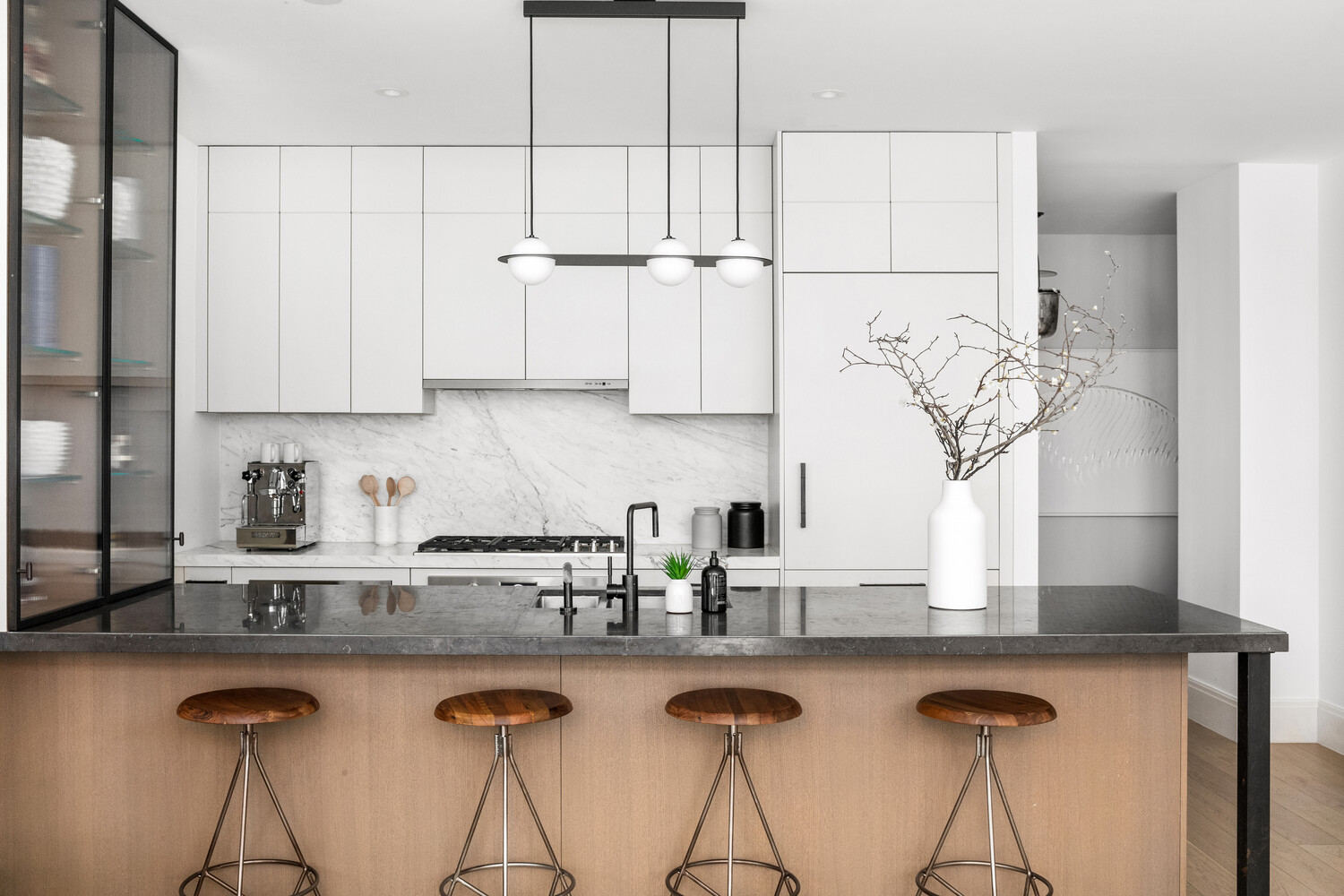 438 E 12TH Street 2D