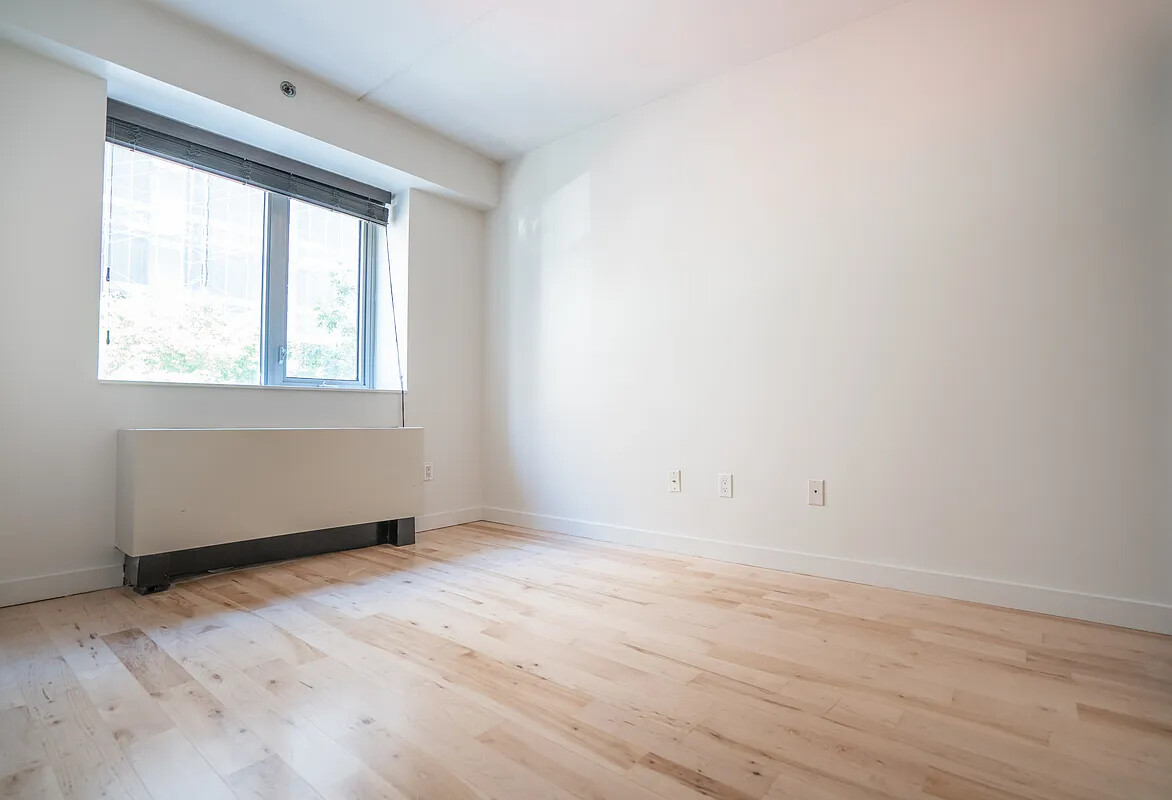 1810 3RD Avenue B2B