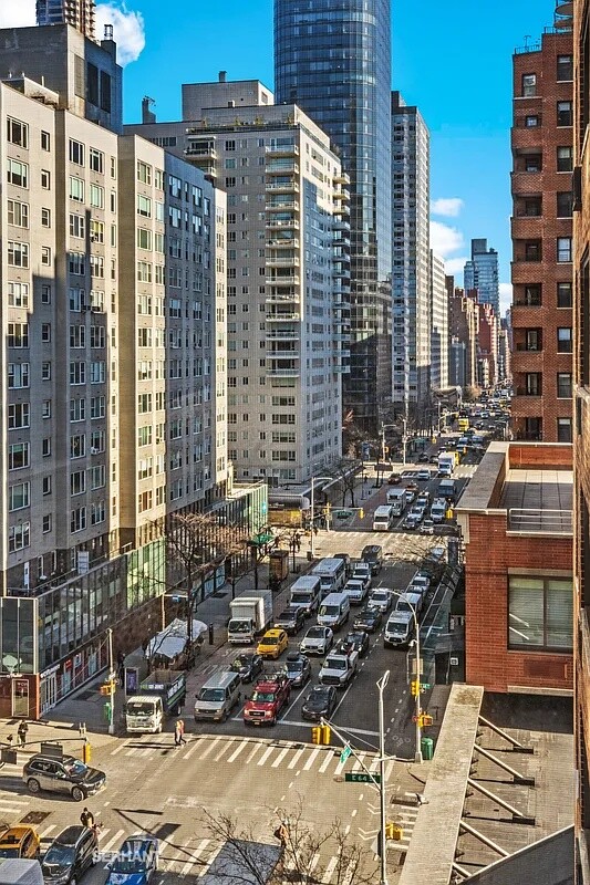 301 E 63RD Street 10G