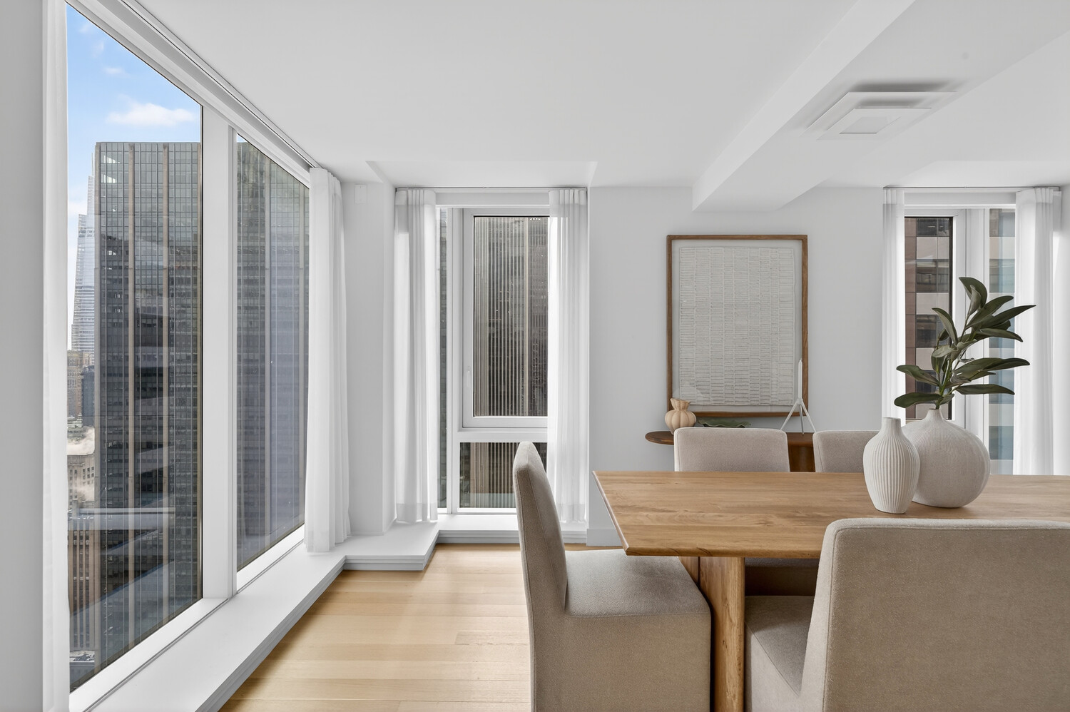 135 W 52ND Street PH4