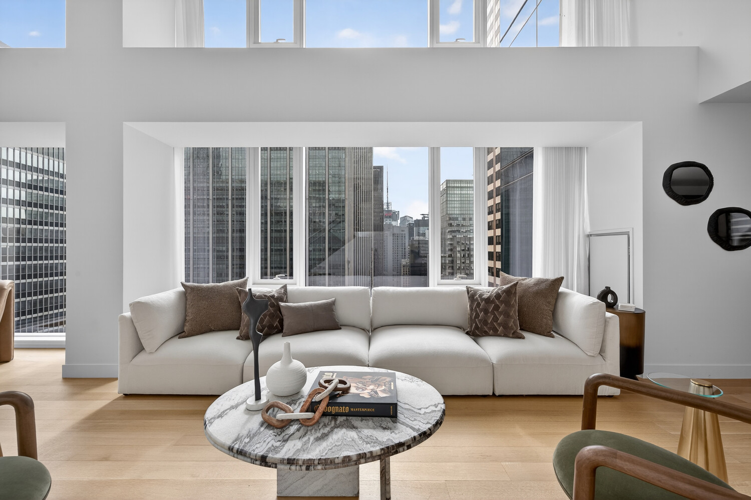 135 W 52ND Street PH4