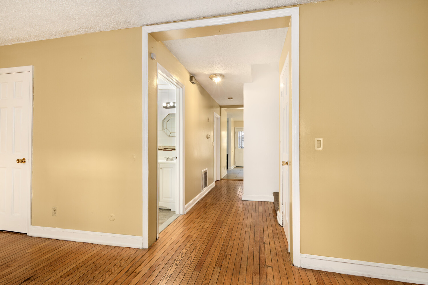 79 AMBOY Street