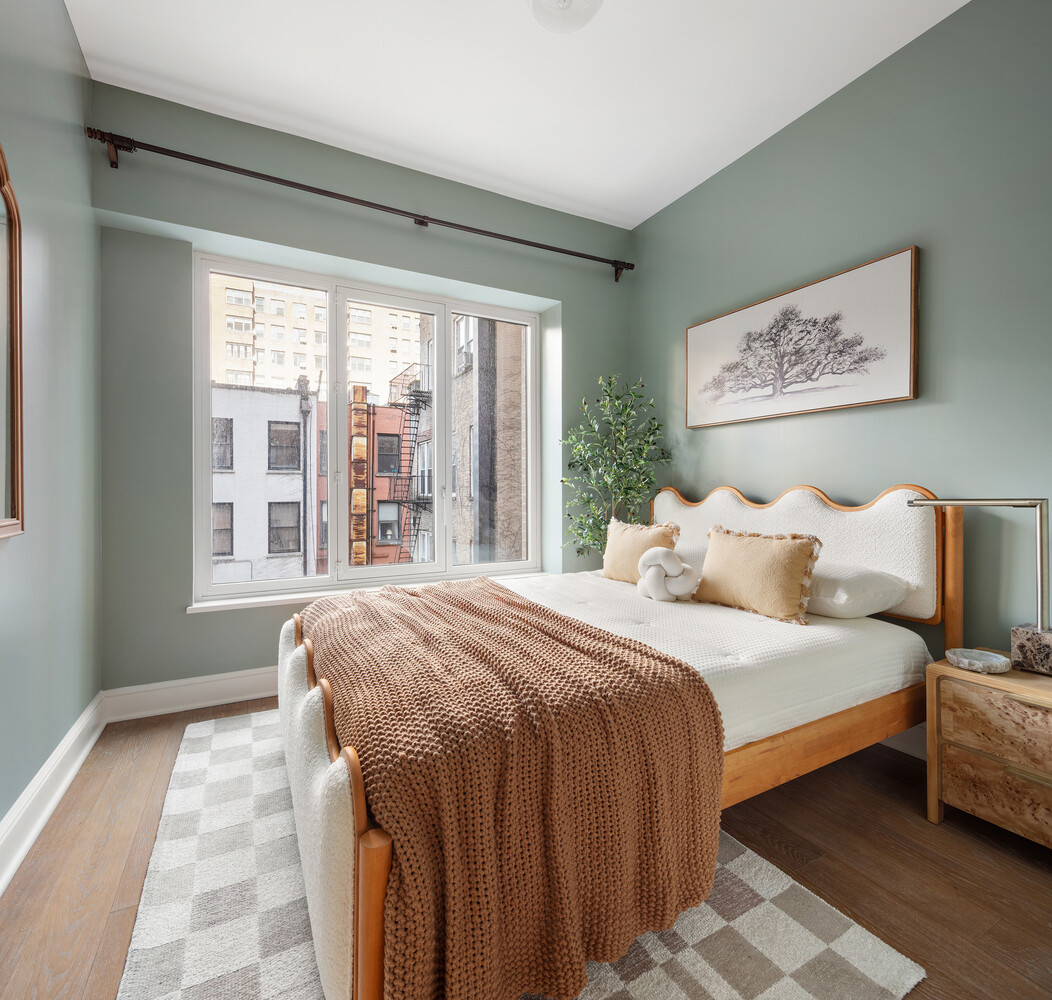 27 E 79TH Street 5