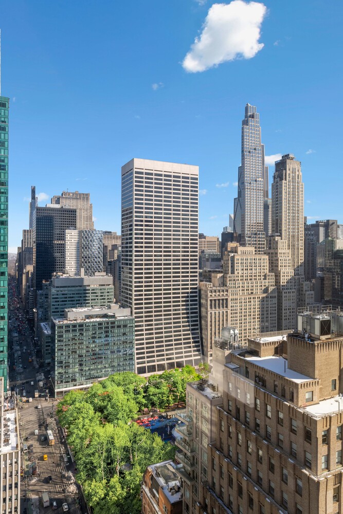 100 W 39TH Street 40E