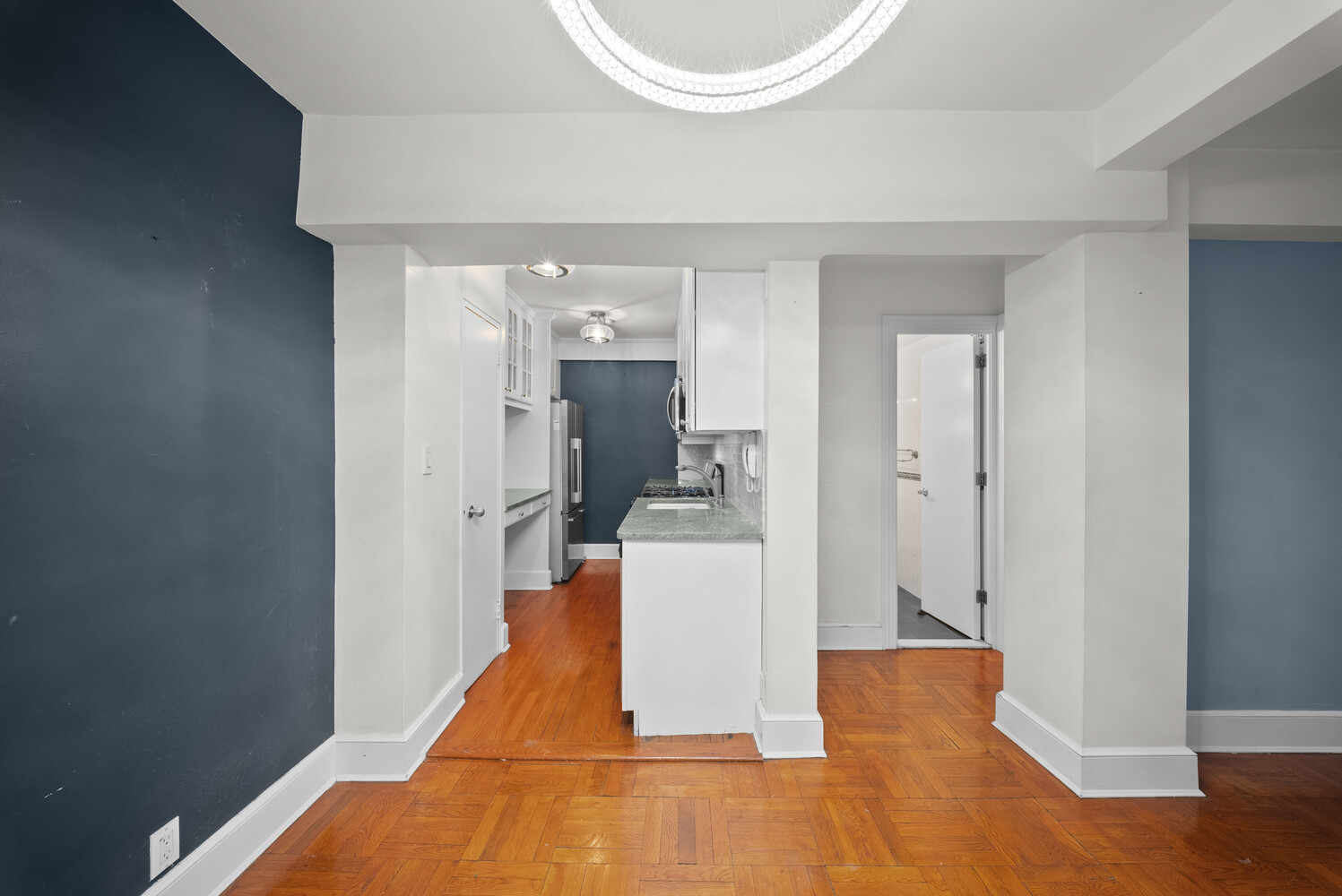 315 E 69TH Street 4L