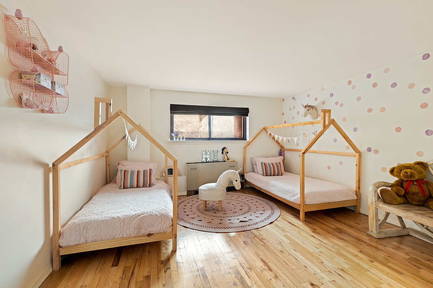 28 OLD FULTON Street THN