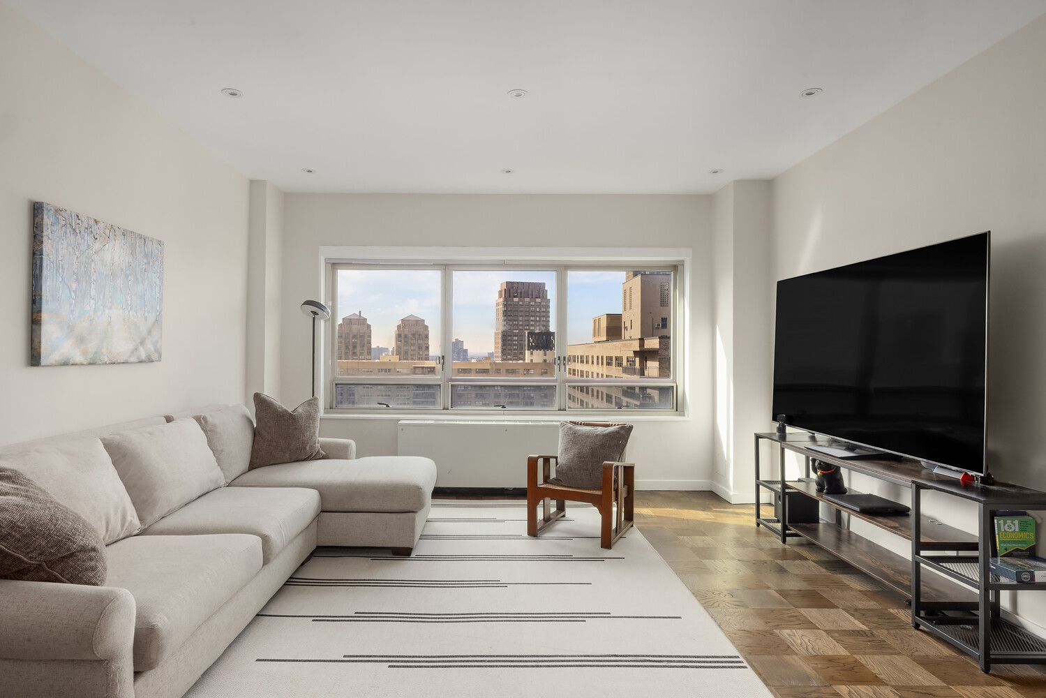 170 W END Avenue 30J