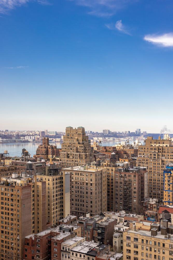 170 W END Avenue 30J