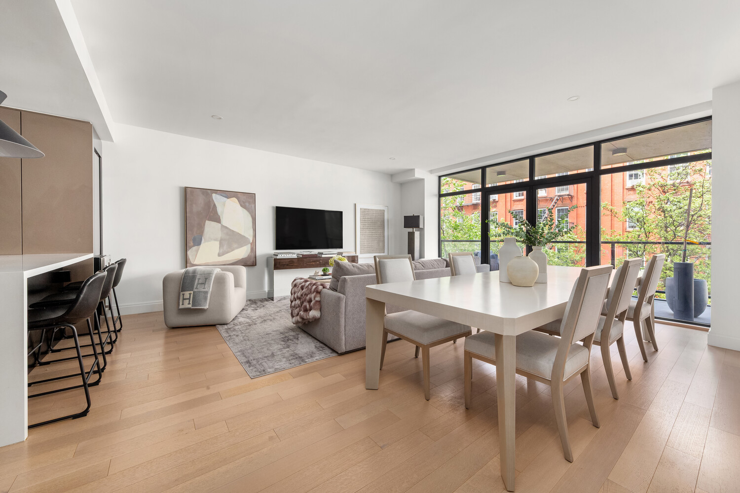 318 E 81ST Street 6