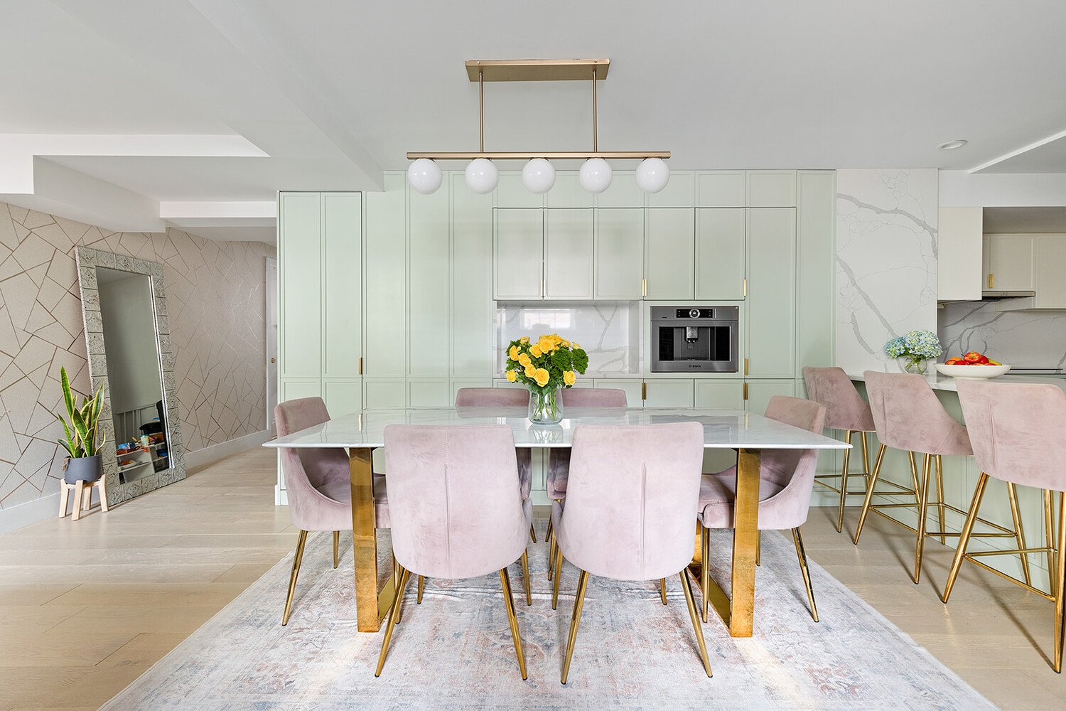 65 MIDDAGH Street 1B