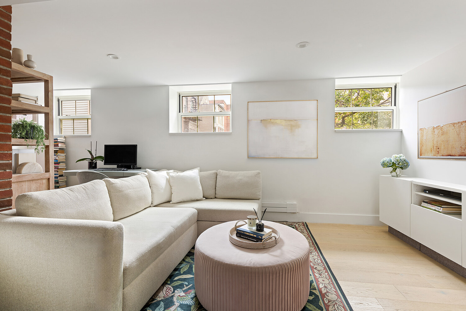 65 MIDDAGH Street 1B