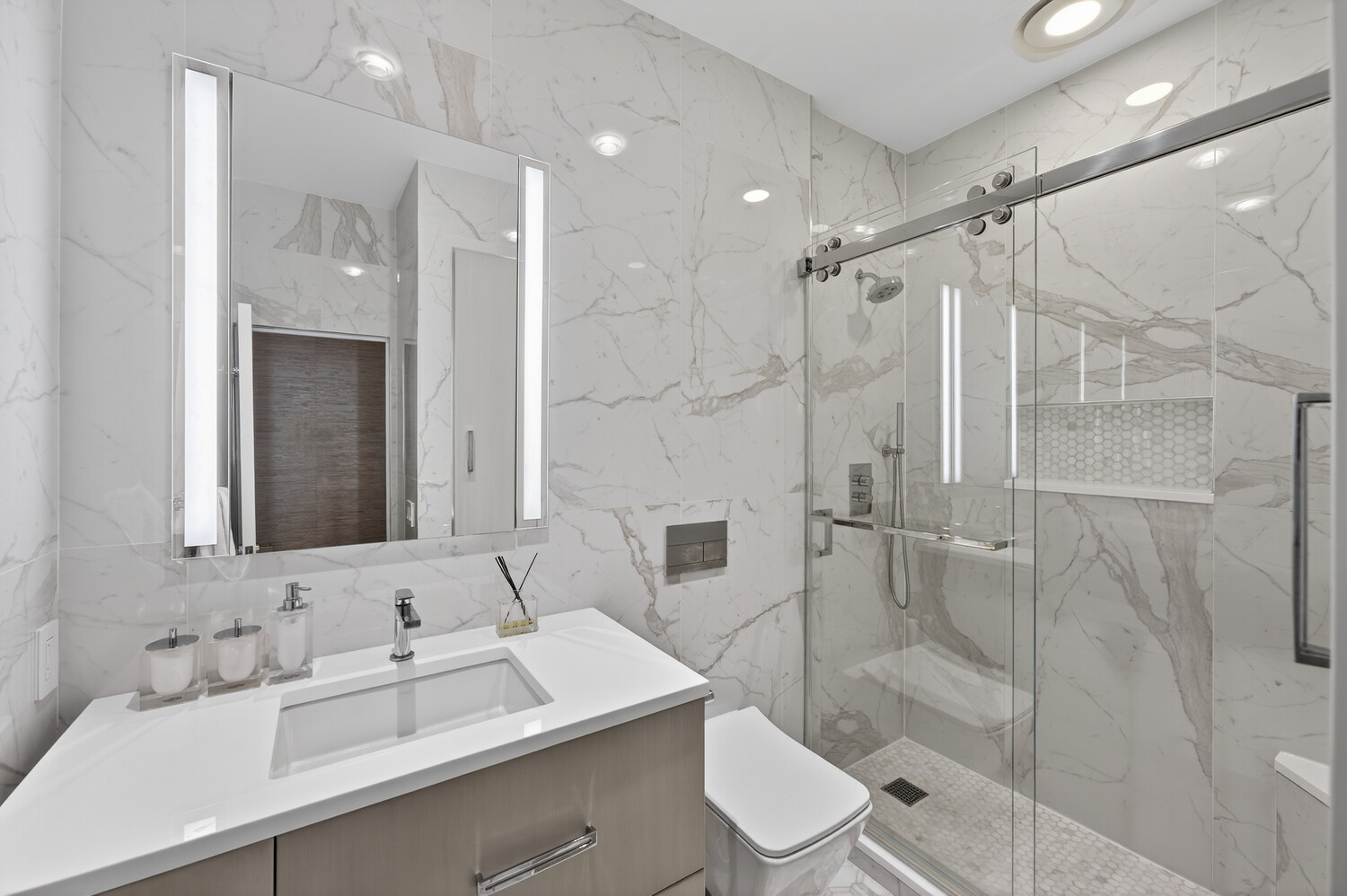 21 E 22ND Street 4C