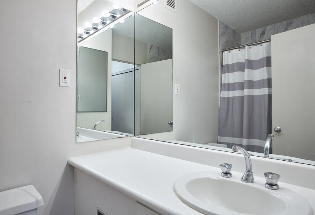 280 RECTOR Place 3E