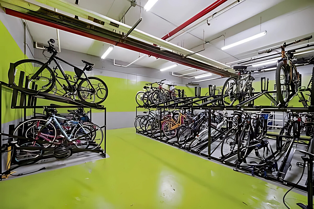 1919 MADISON Avenue 317