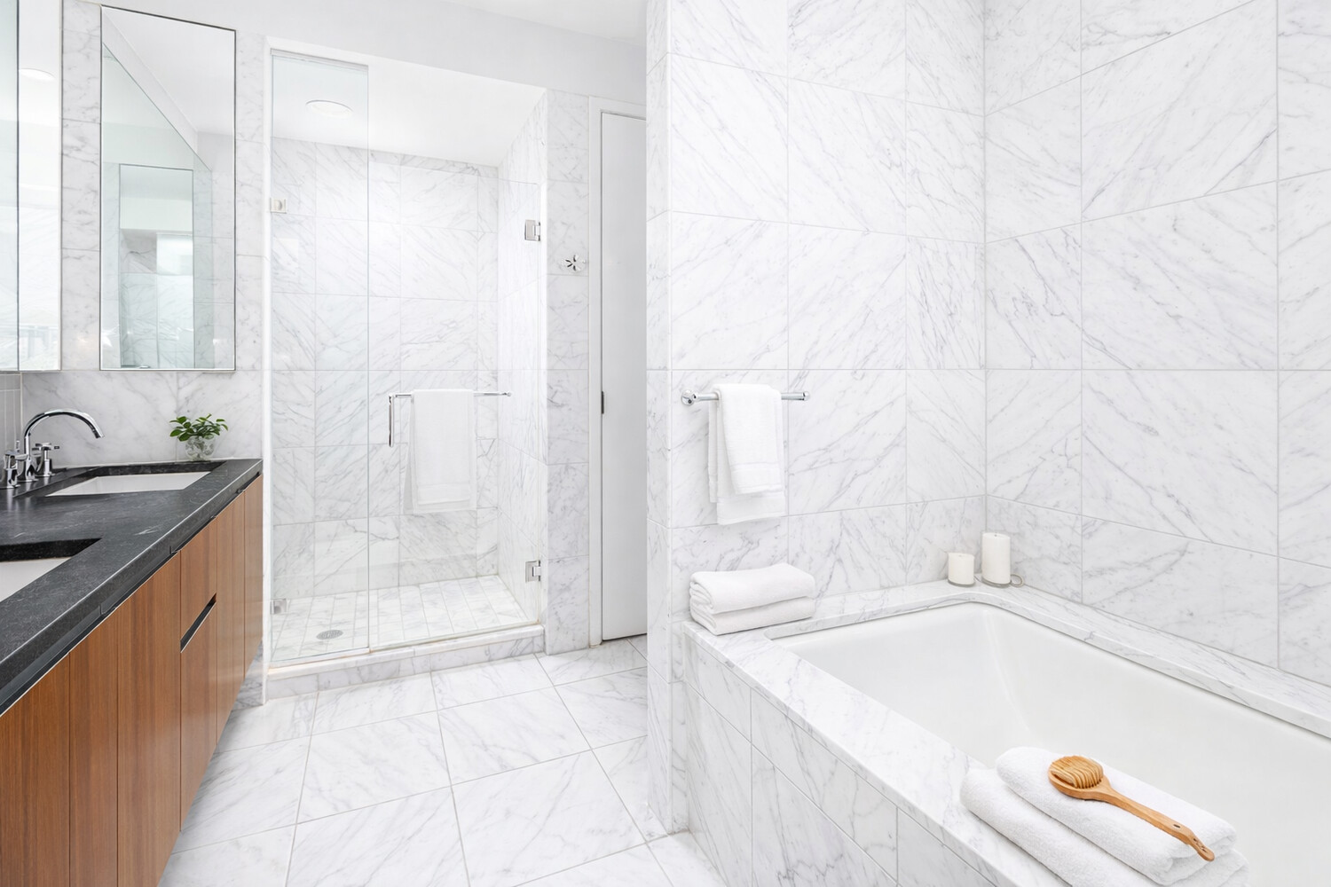 311 W BROADWAY 6D
