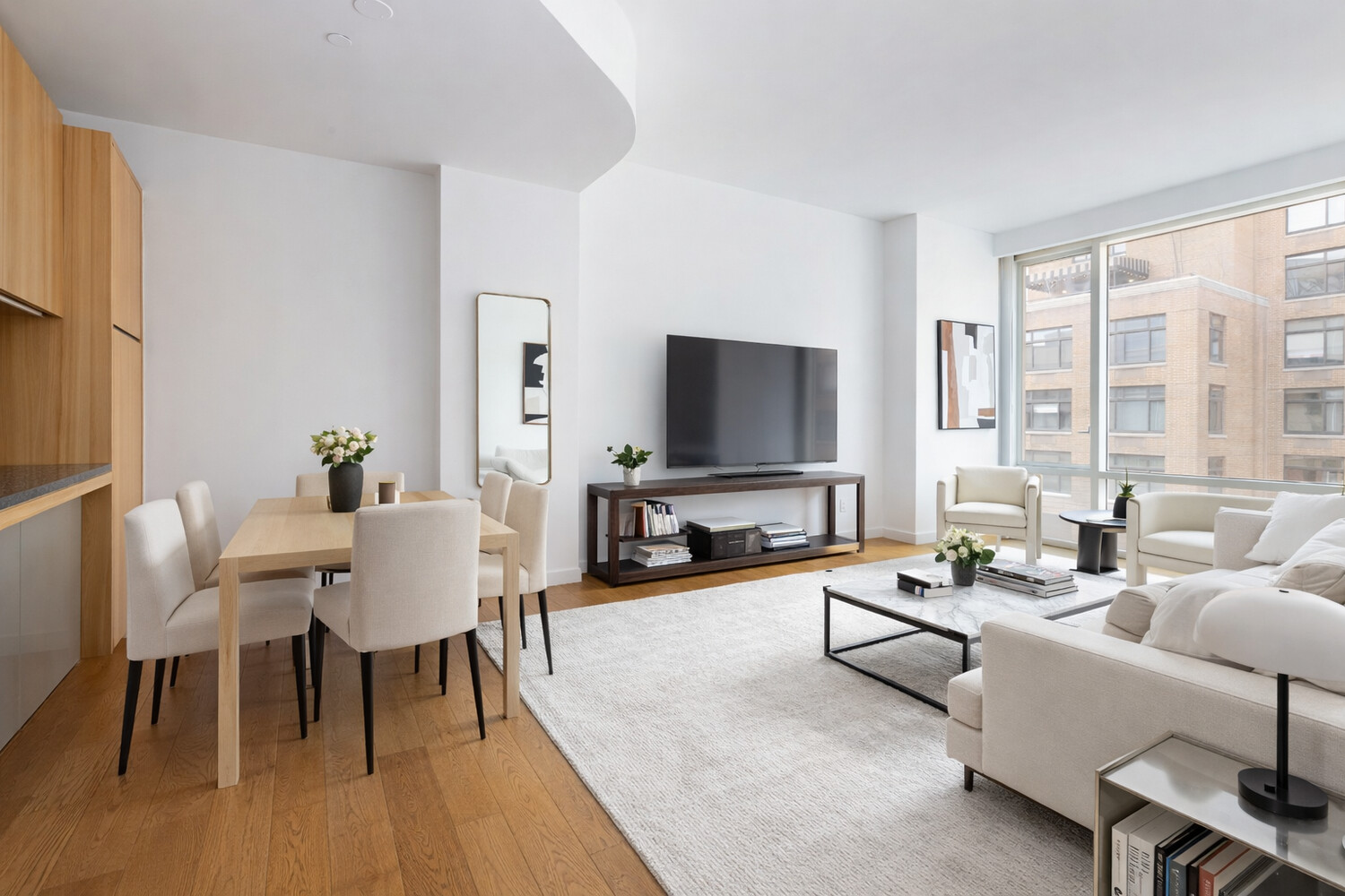 311 W BROADWAY 6D