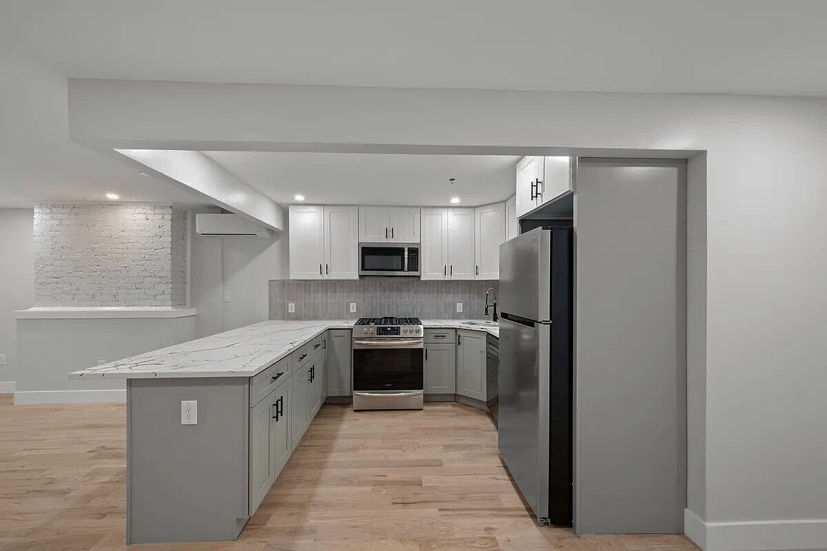 1259 JEFFERSON Avenue TH