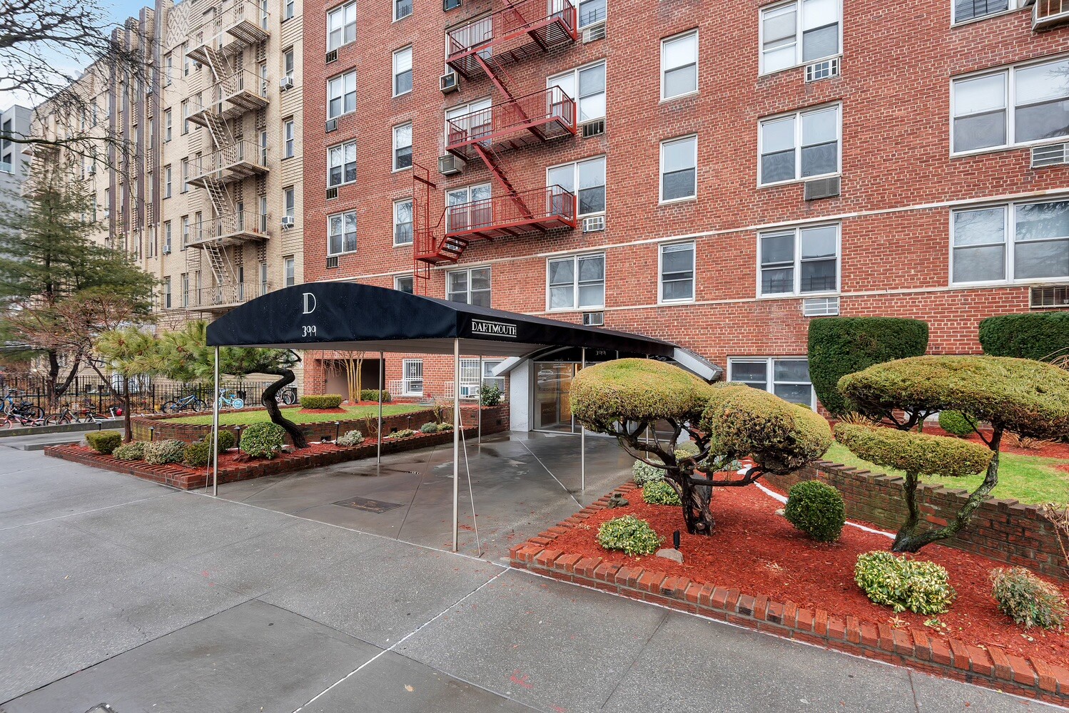 399 OCEAN Parkway 5C