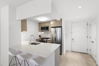 171 W 131ST Street PH4