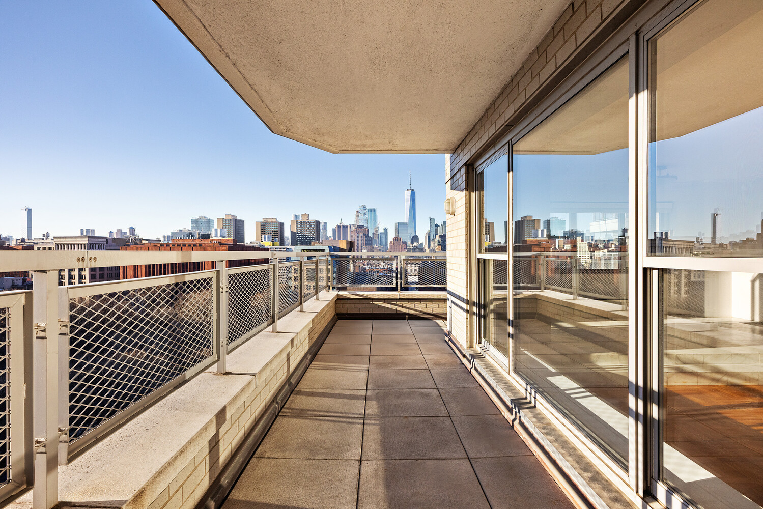 2 5TH Avenue 17D