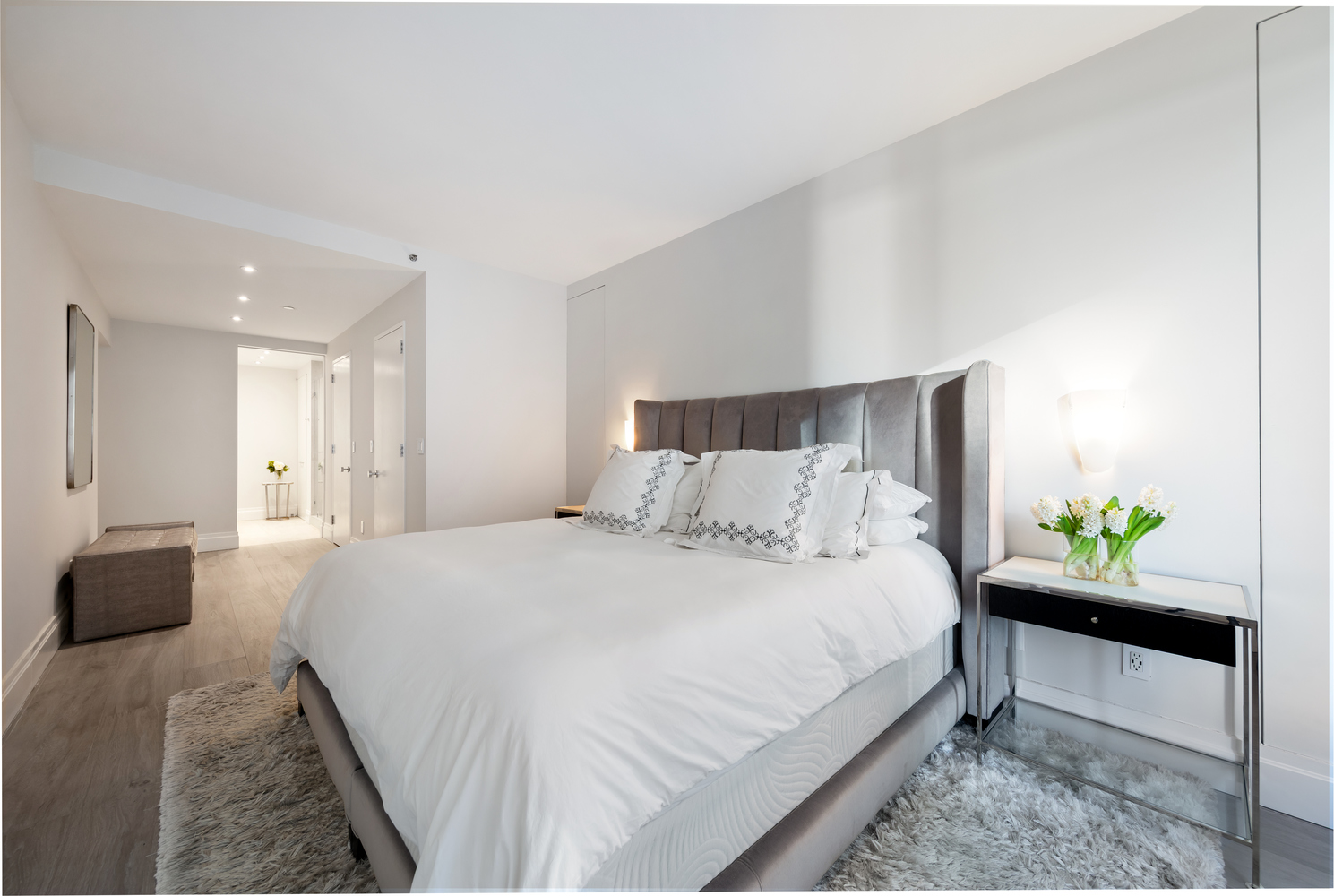 220 RIVERSIDE Boulevard 4H