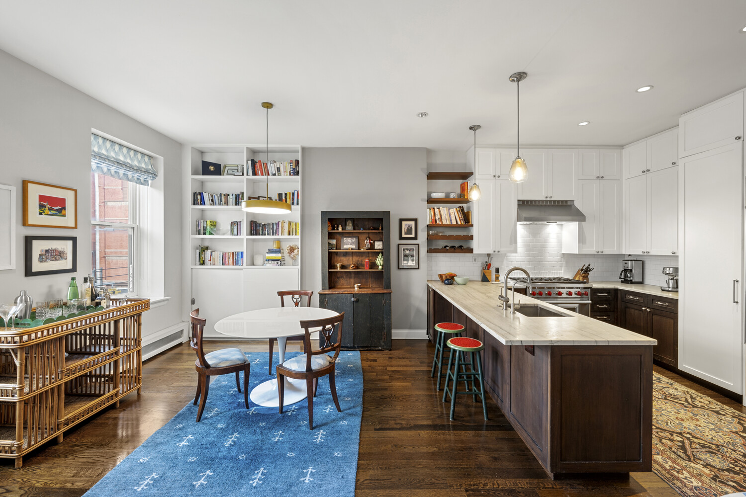 555 HENRY Street 3
