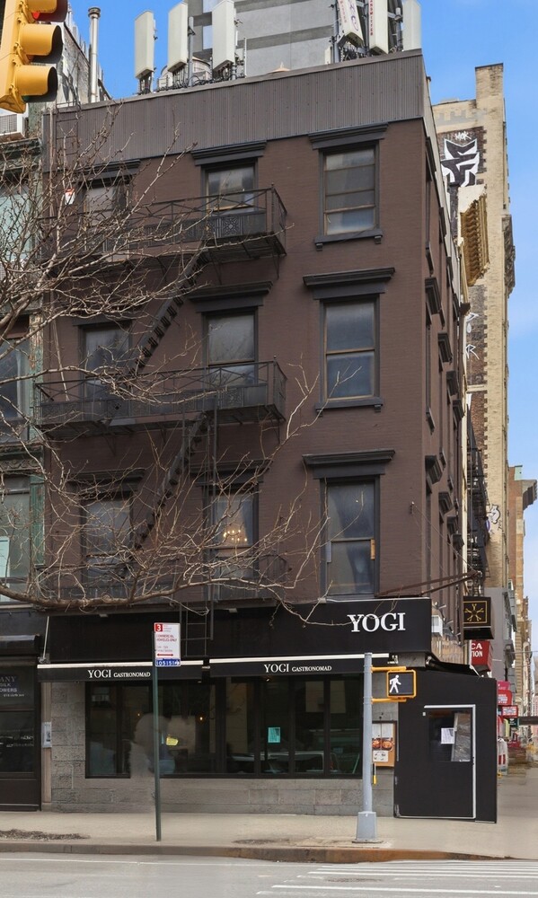 816 6TH Avenue BLDG