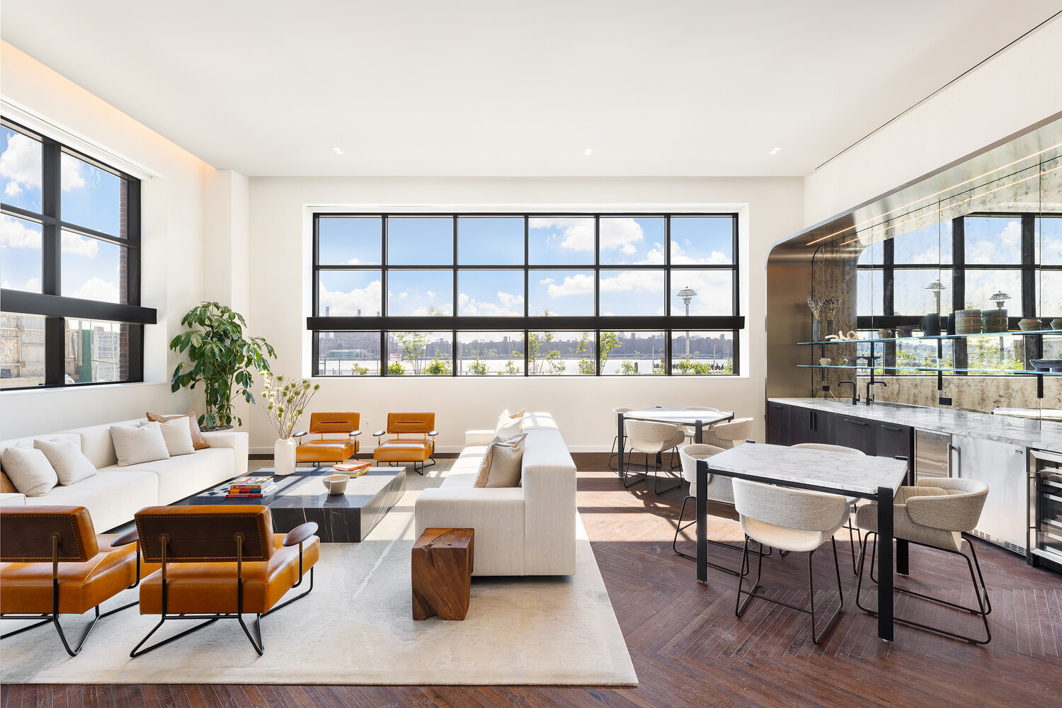 29 HURON Street 6JE