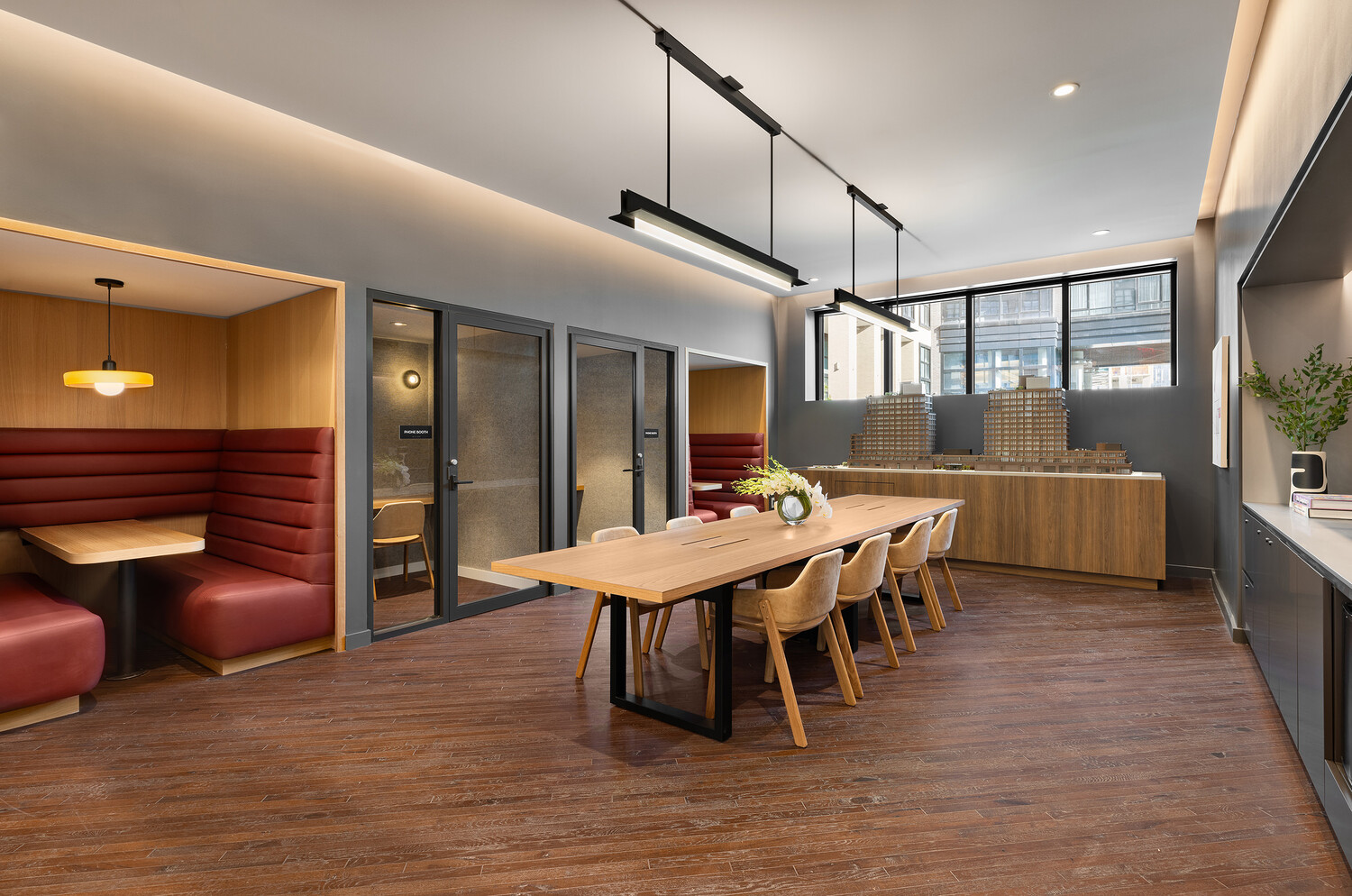 29 HURON Street 6JE