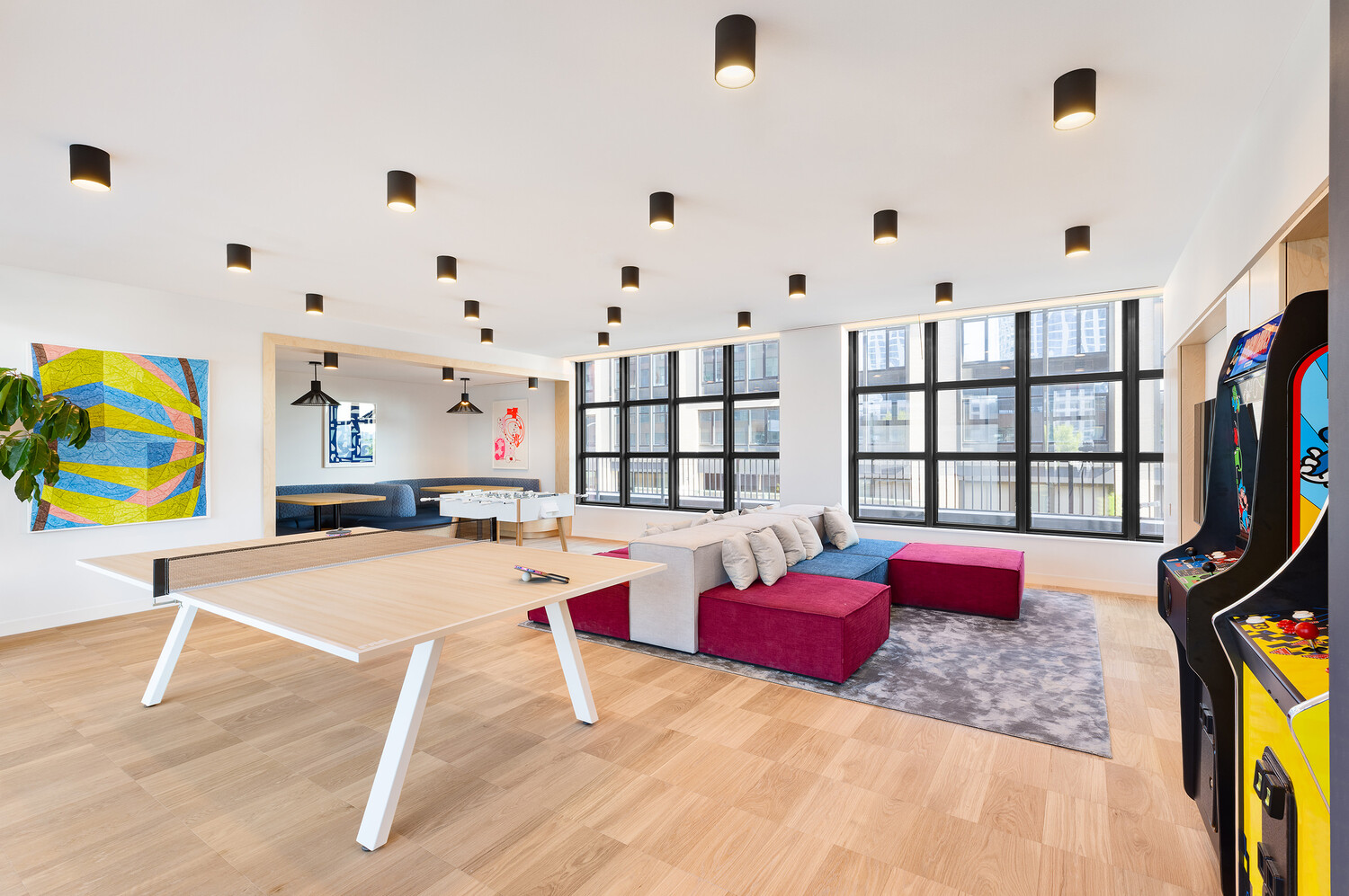 29 HURON Street 6JE