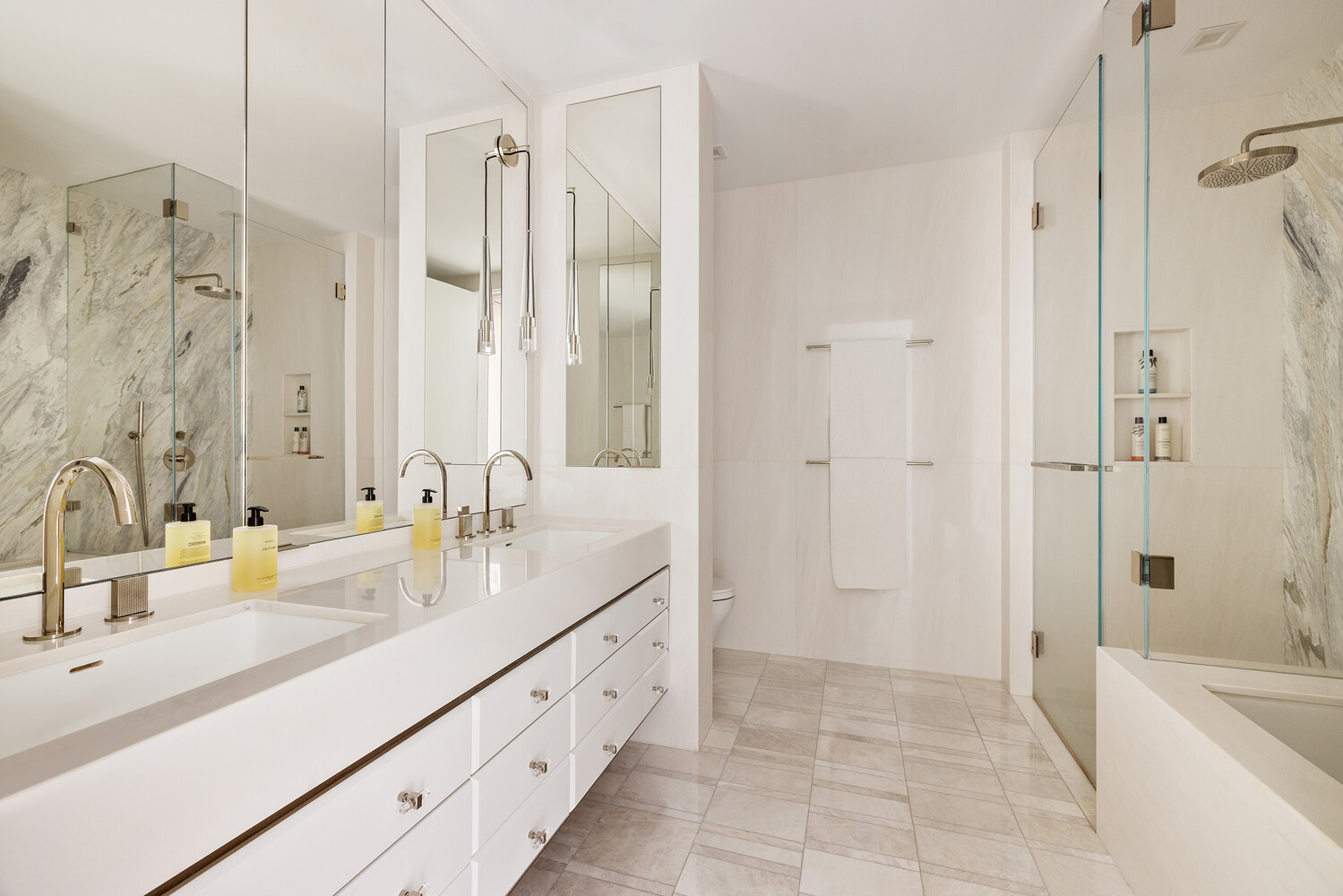 200 AMSTERDAM Avenue 7B