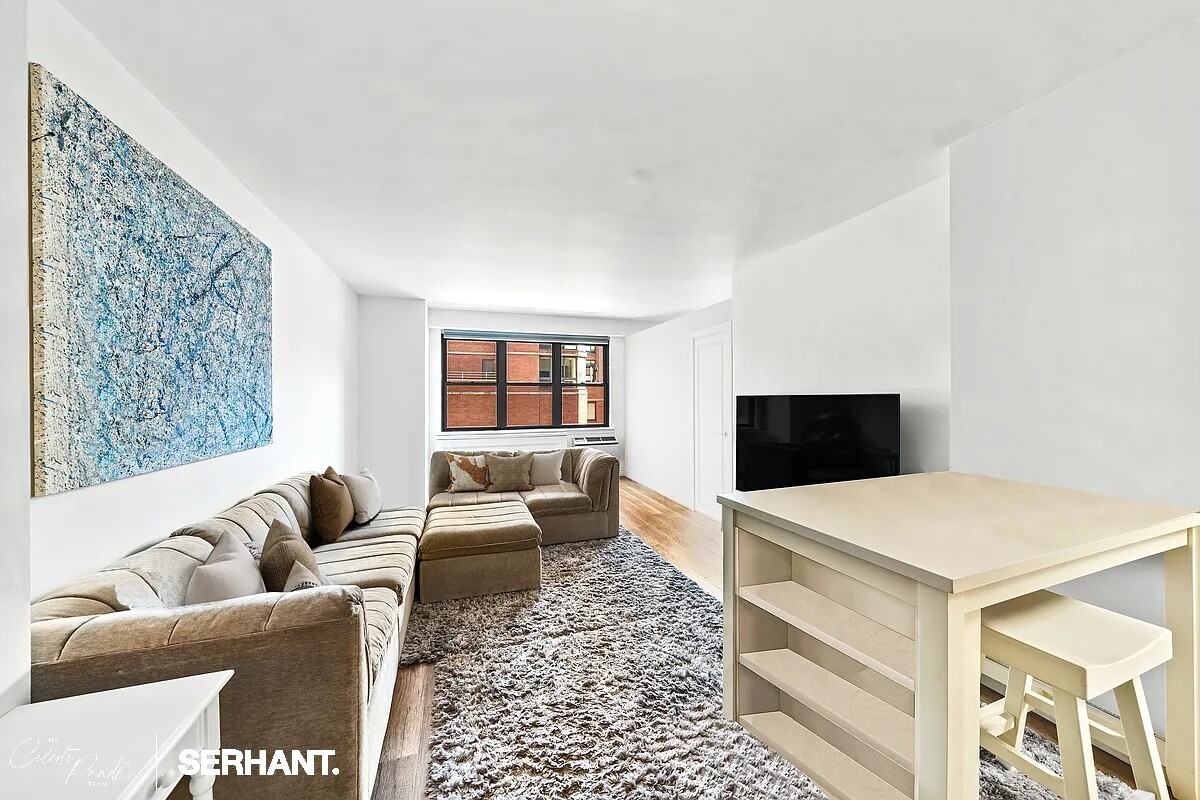 301 E 63RD Street 8A