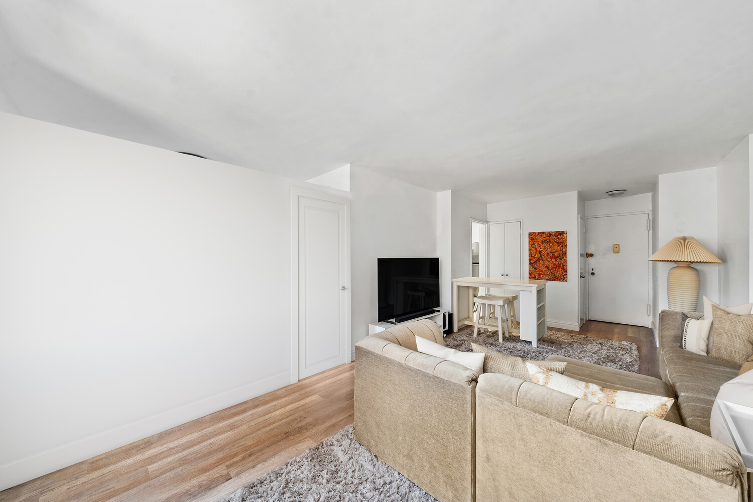 301 E 63RD Street 8A