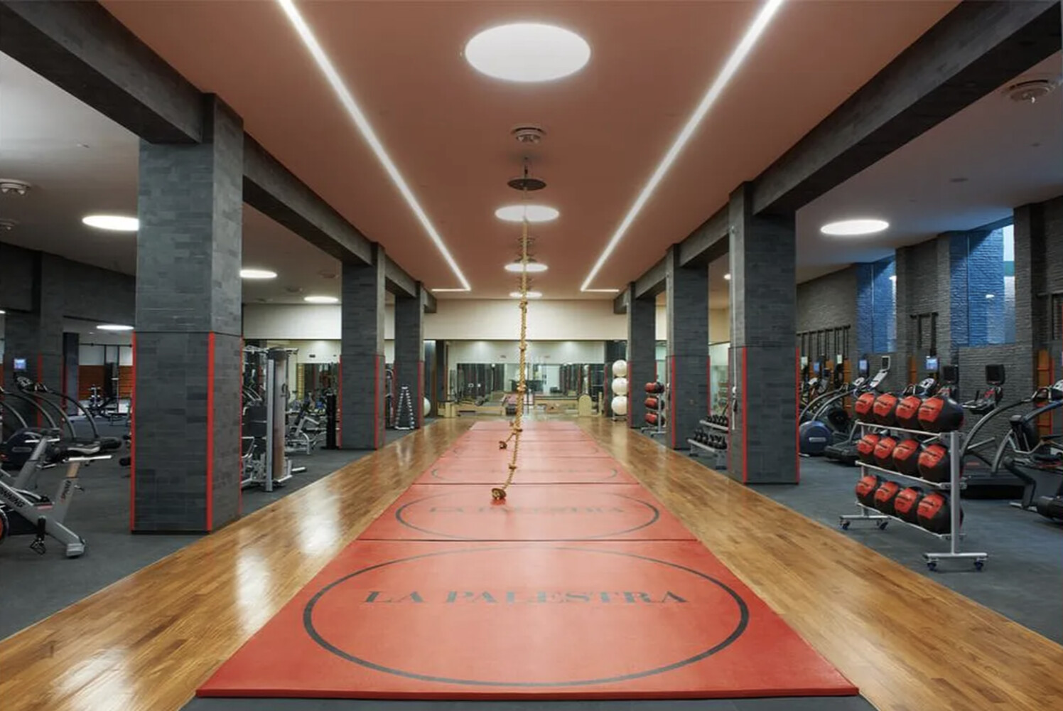 60 RIVERSIDE Boulevard 2011