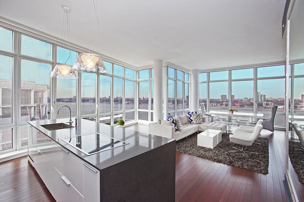 60 RIVERSIDE Boulevard 2011