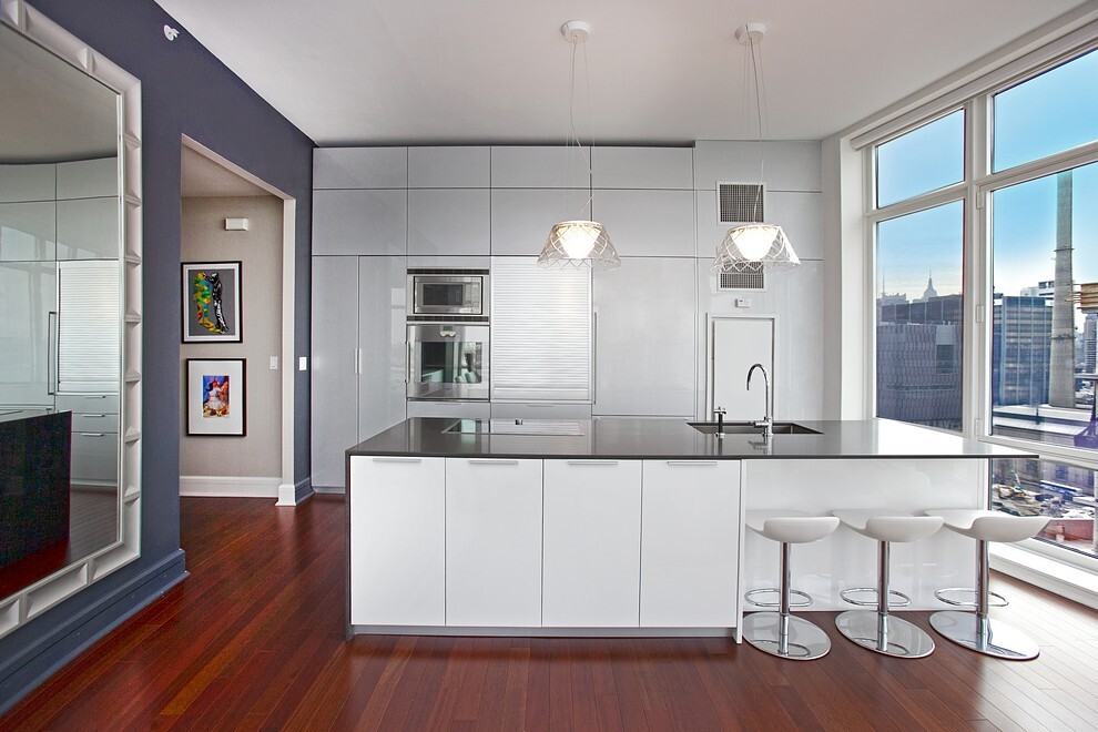 60 RIVERSIDE Boulevard 2011