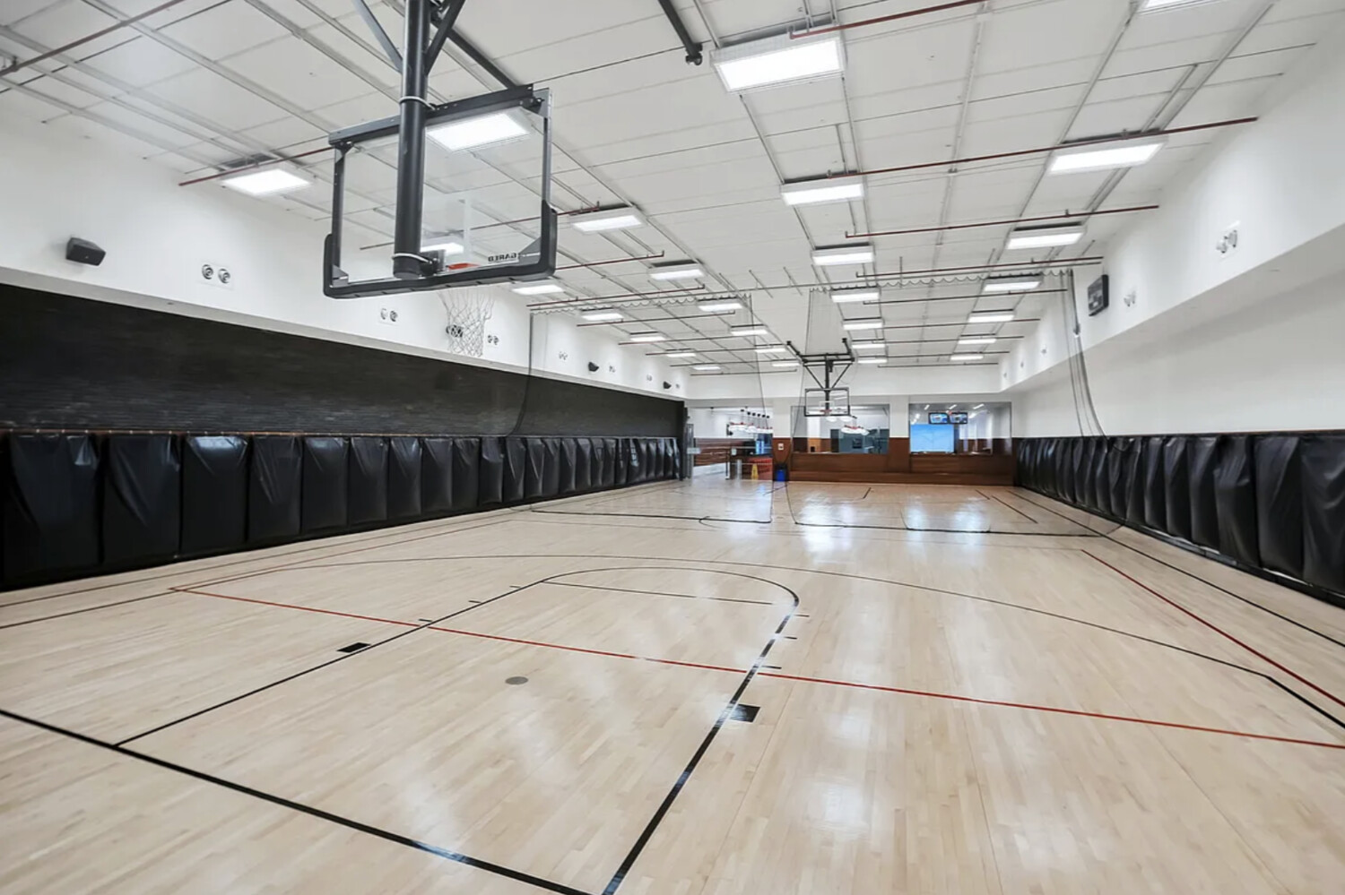 60 RIVERSIDE Boulevard 2011