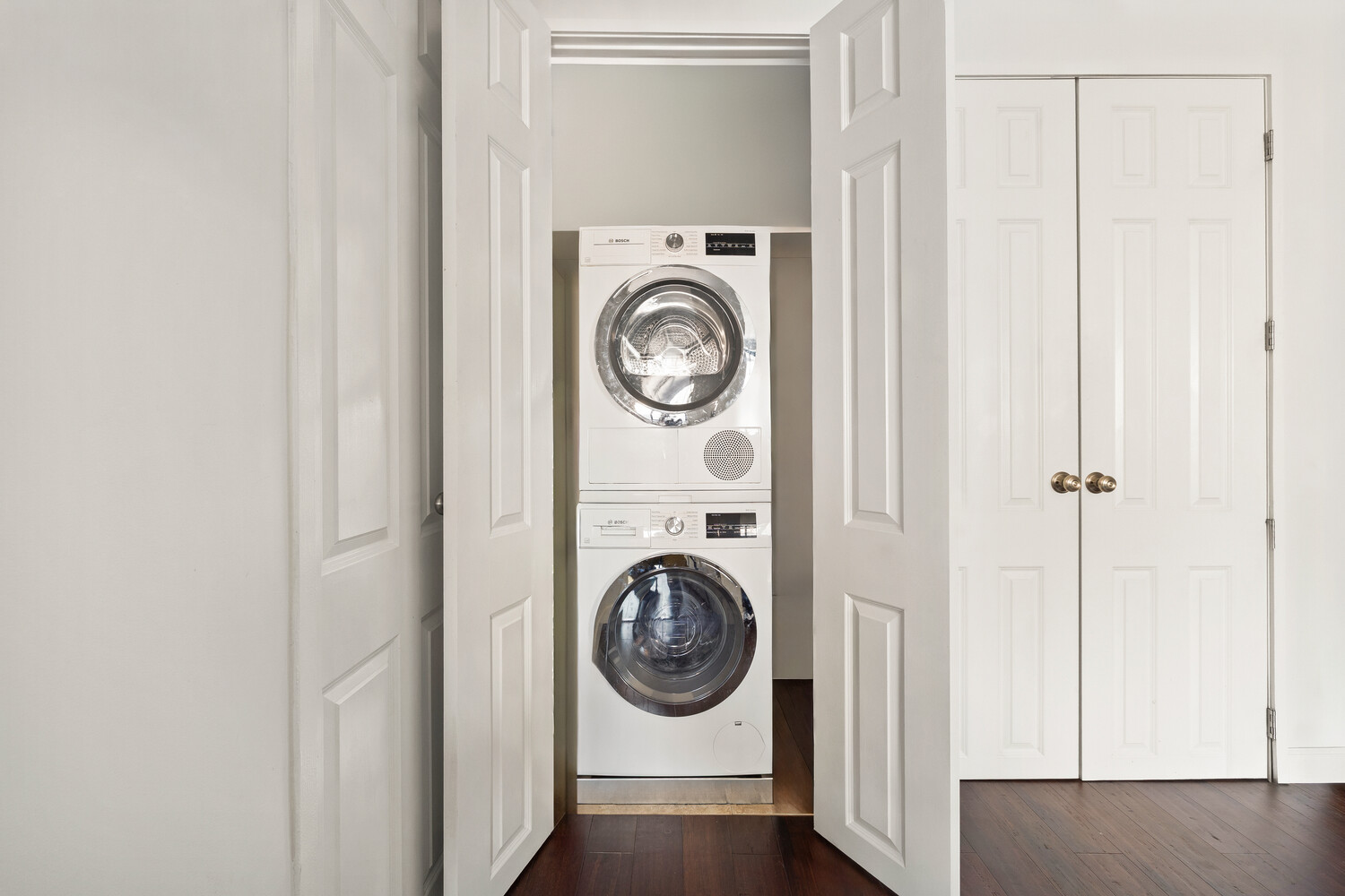 233 E 86TH Street 11C