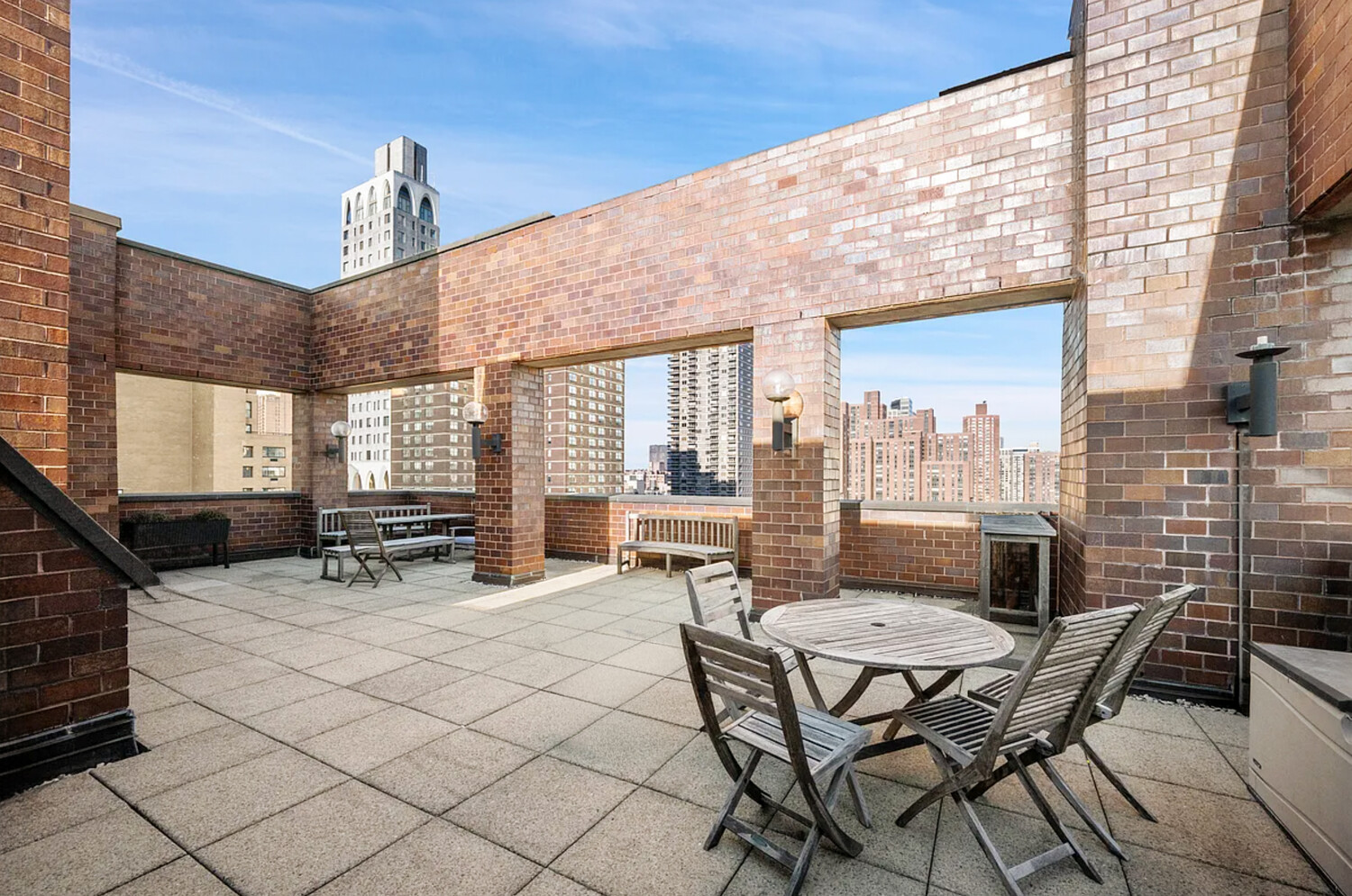 233 E 86TH Street 11C