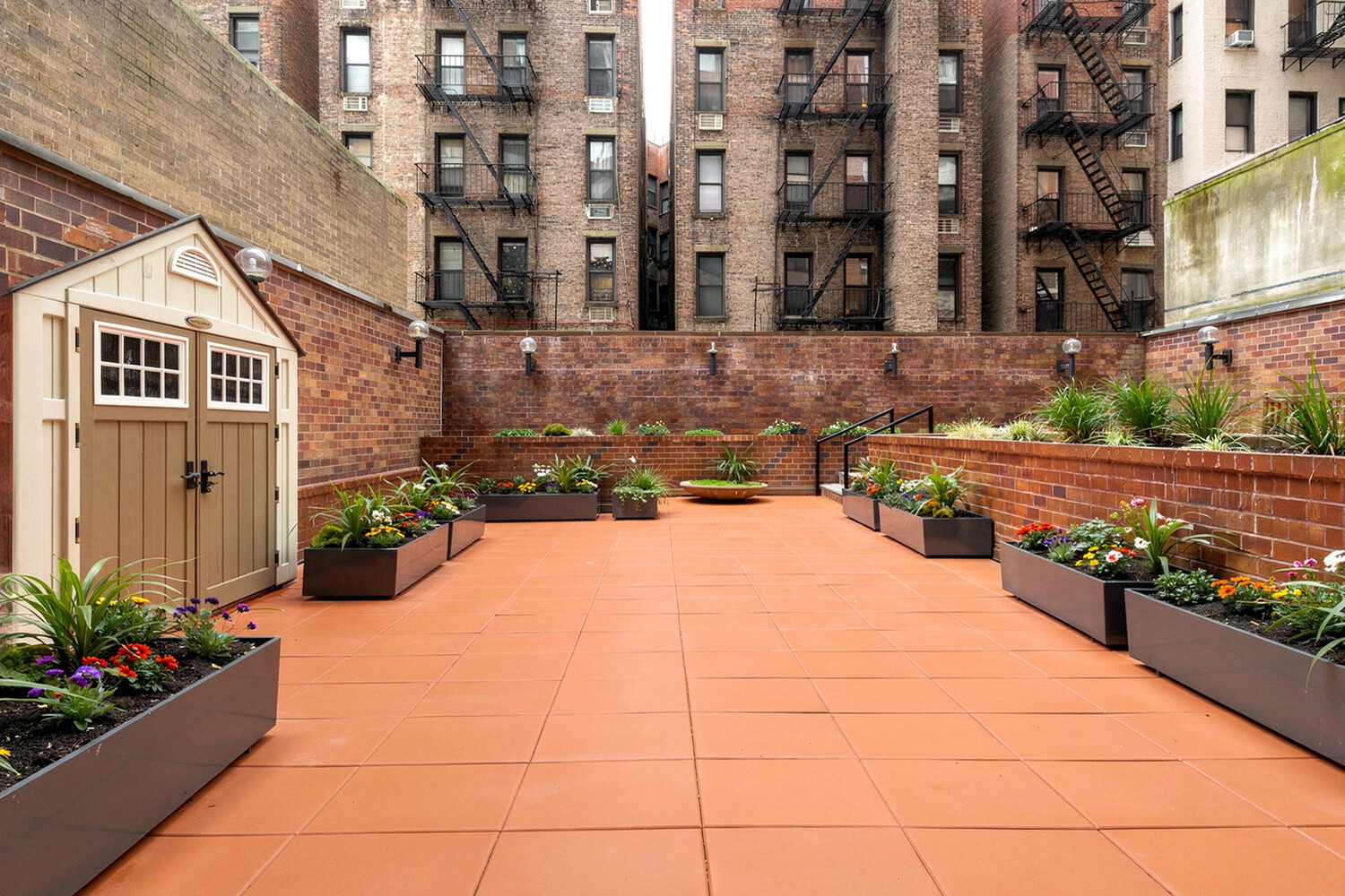 233 E 86TH Street 11C