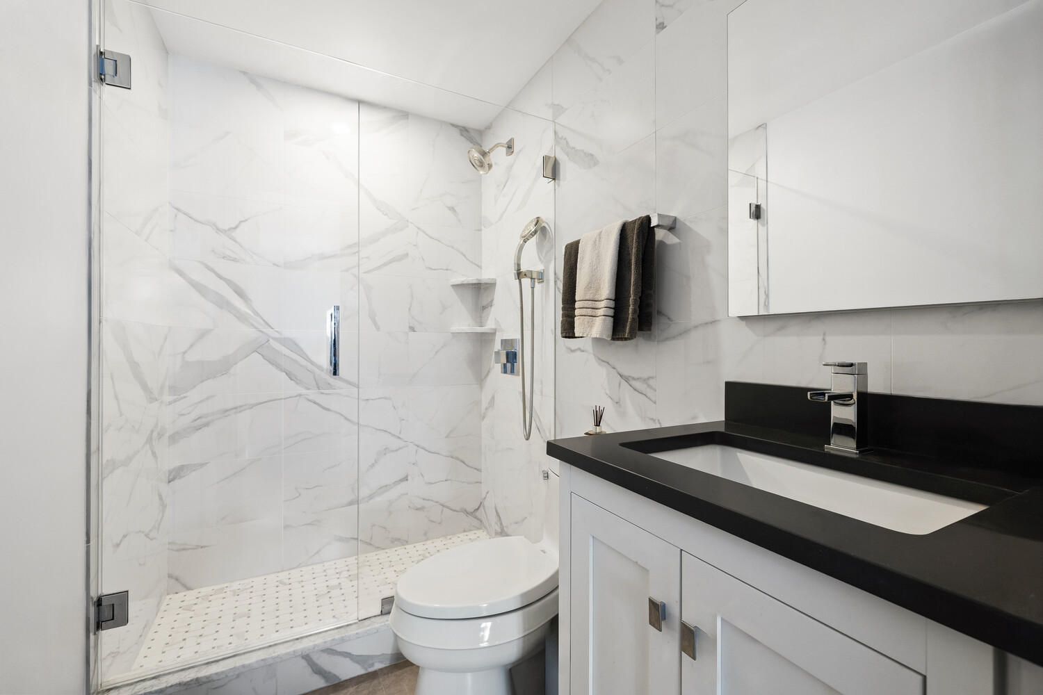 233 E 86TH Street 11C