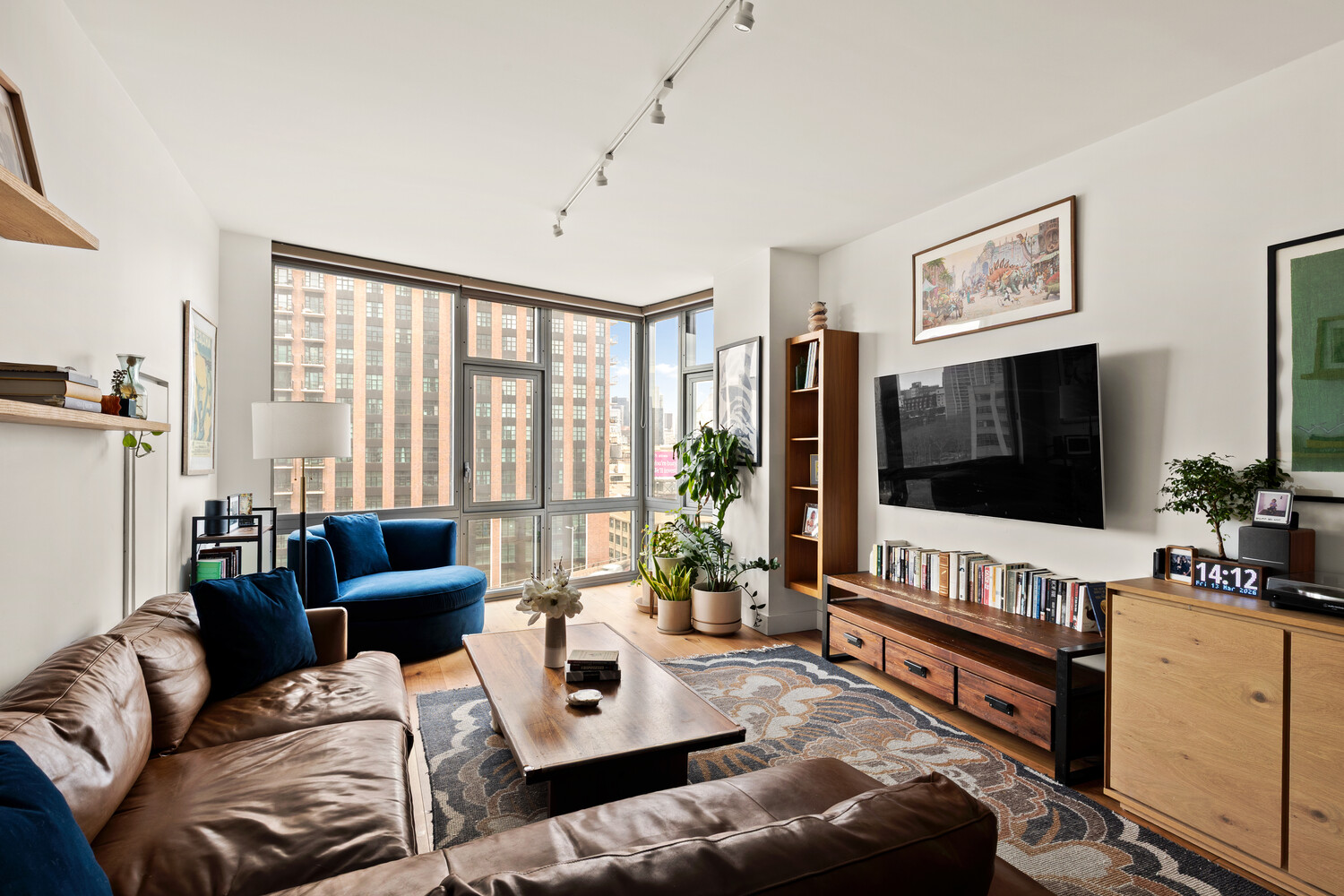 100 JAY Street 17H