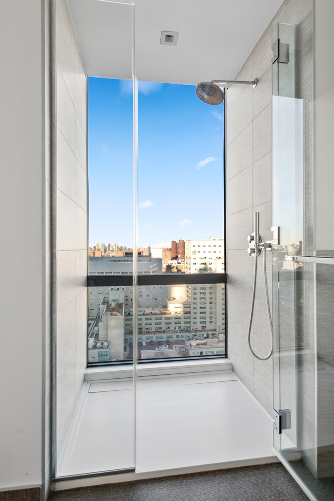 302 E 96TH Street PH6