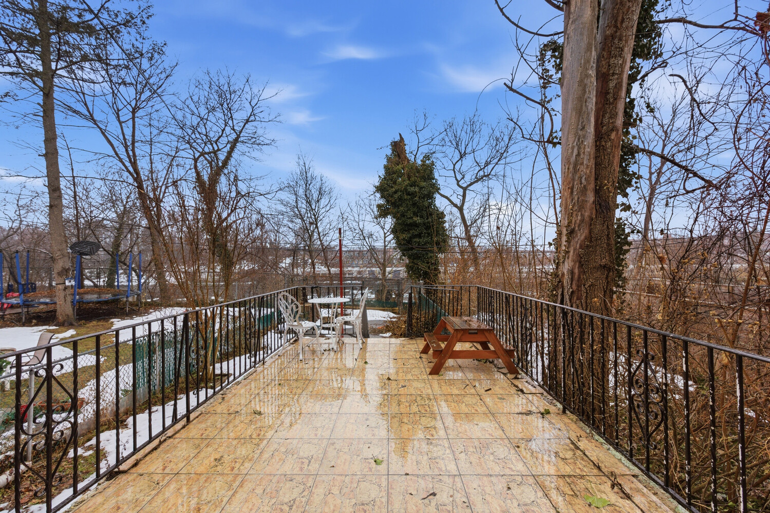 64-36 AUSTIN Street HOUSE